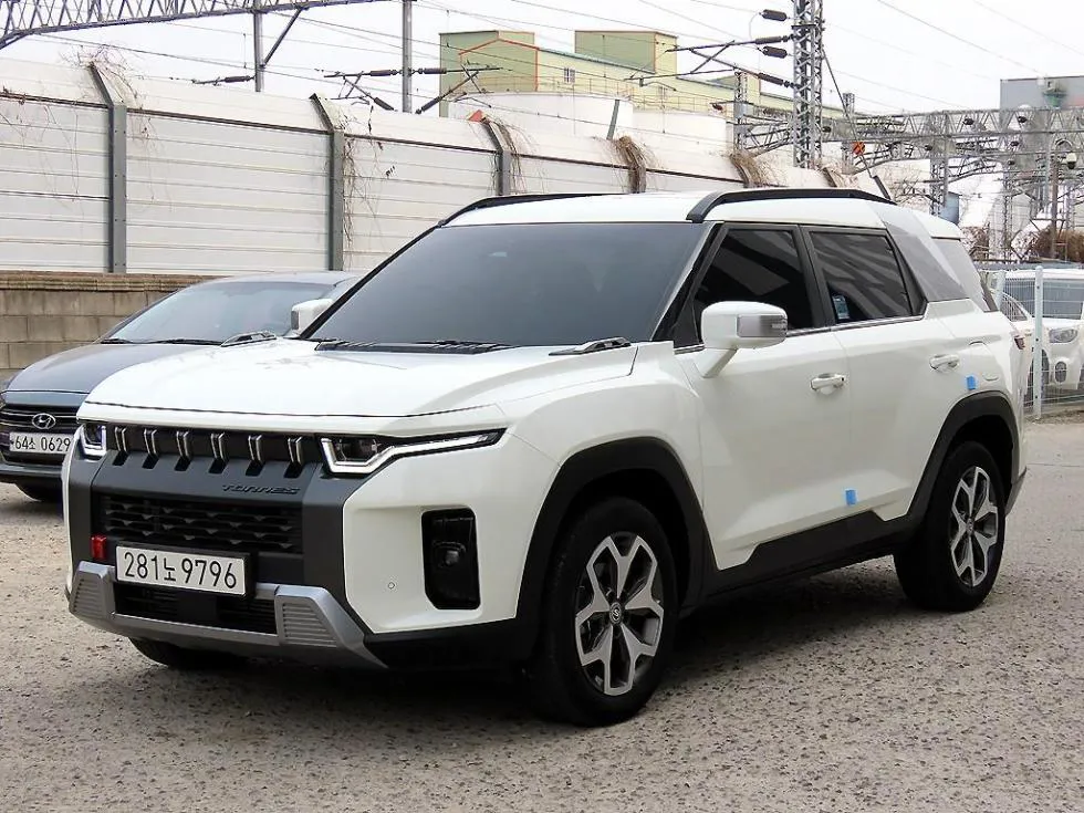 KG Mobility 토레스(J100) 1.5 GDI 터보 T7 - фото 1