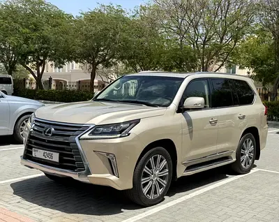 Lexus LX-Series - фото 1