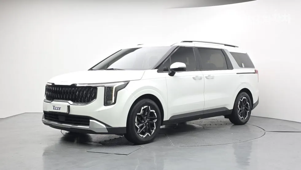 Kia 더 뉴 카니발 4세대 D2.2 9인승 프레스티지 - фото 1
