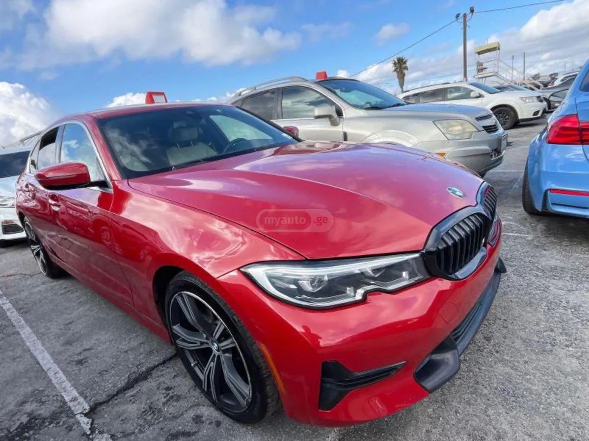 BMW 330 - фото 1