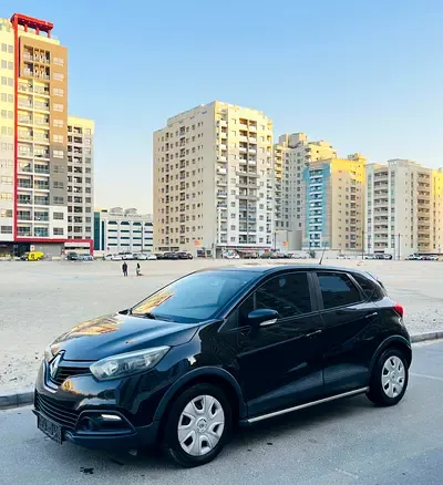 Renault Captur - фото 1