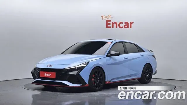 Hyundai AVANTE - фото 1