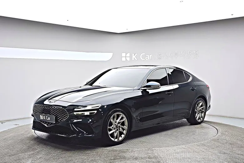 Genesis G70 - фото 1