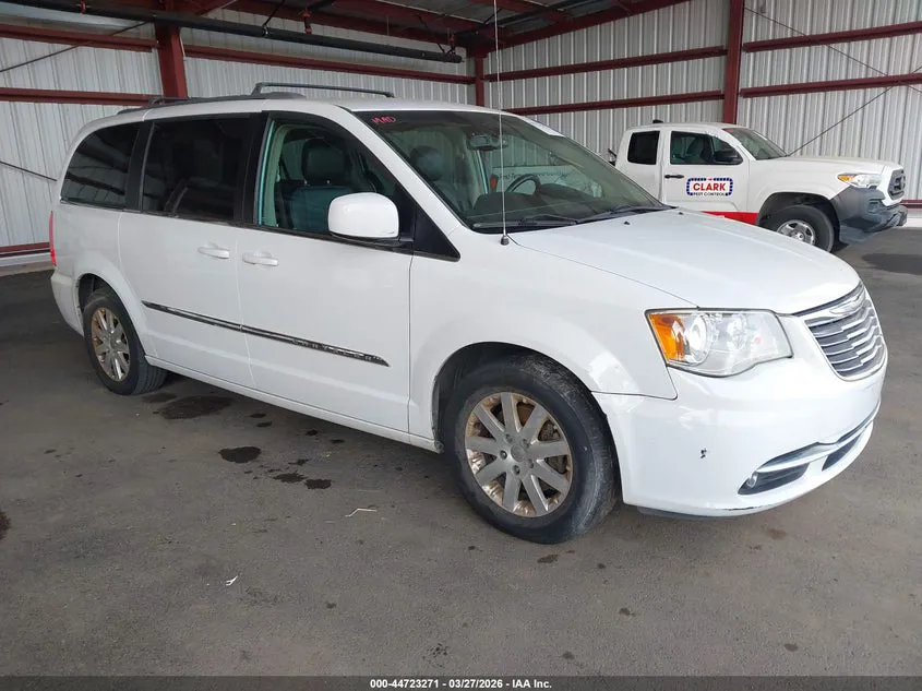 CHRYSLER TOWN & COUNTRY TOURING - фото 1