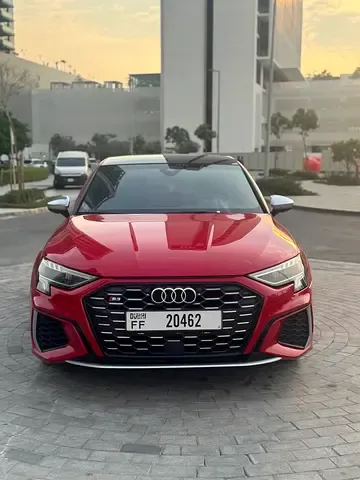 Audi S3 - фото 1