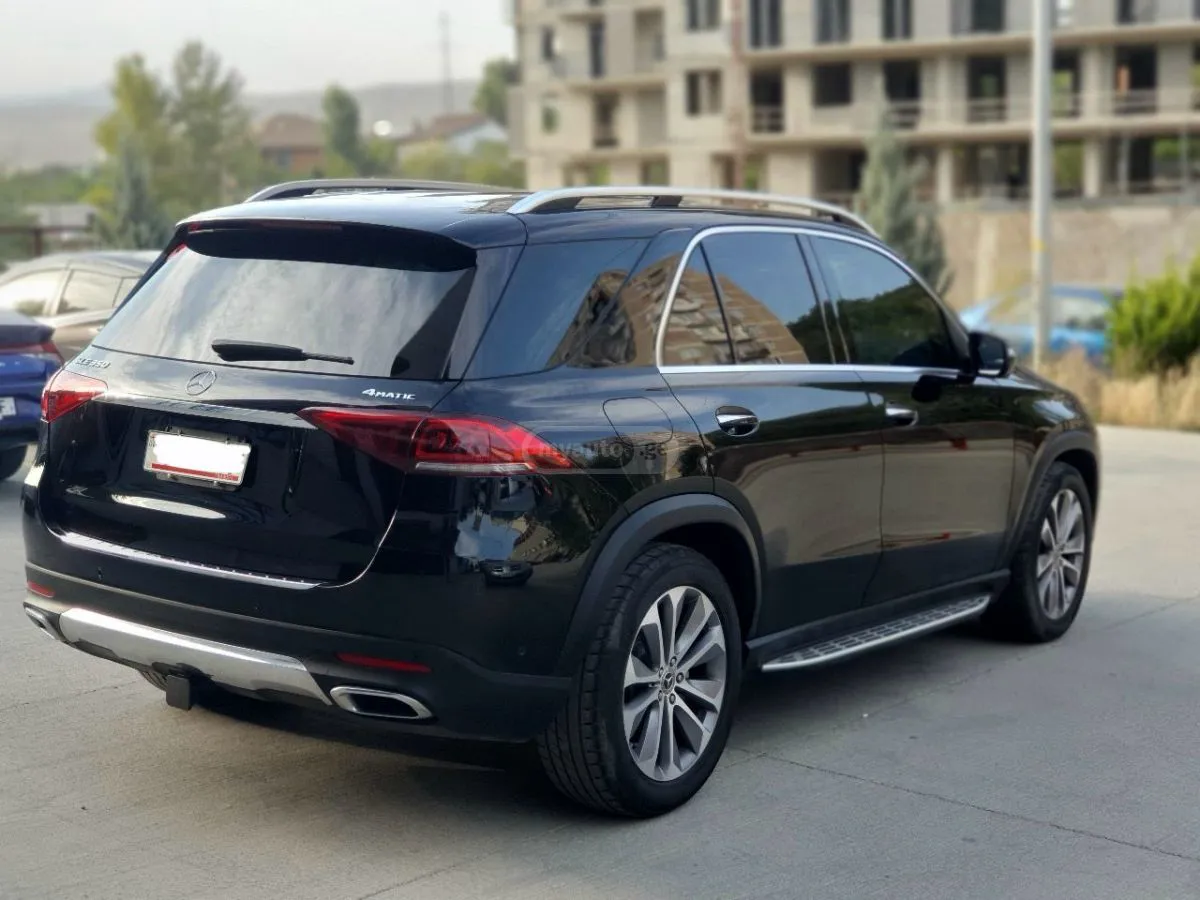 Mercedes-Benz GLE 350 - фото 1