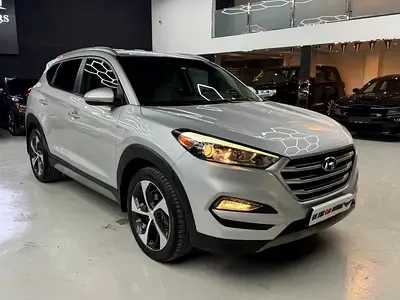 Hyundai Tucson - фото 1