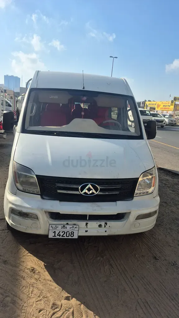 Maxus V80 - фото 1