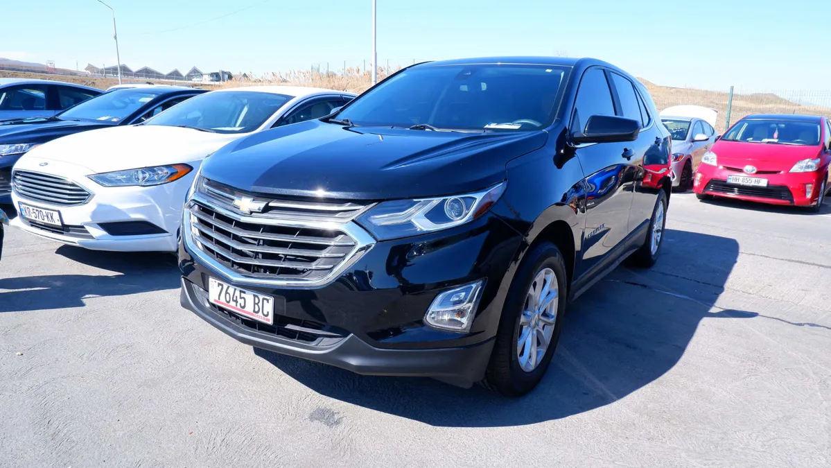 Chevrolet Equinox - фото 1