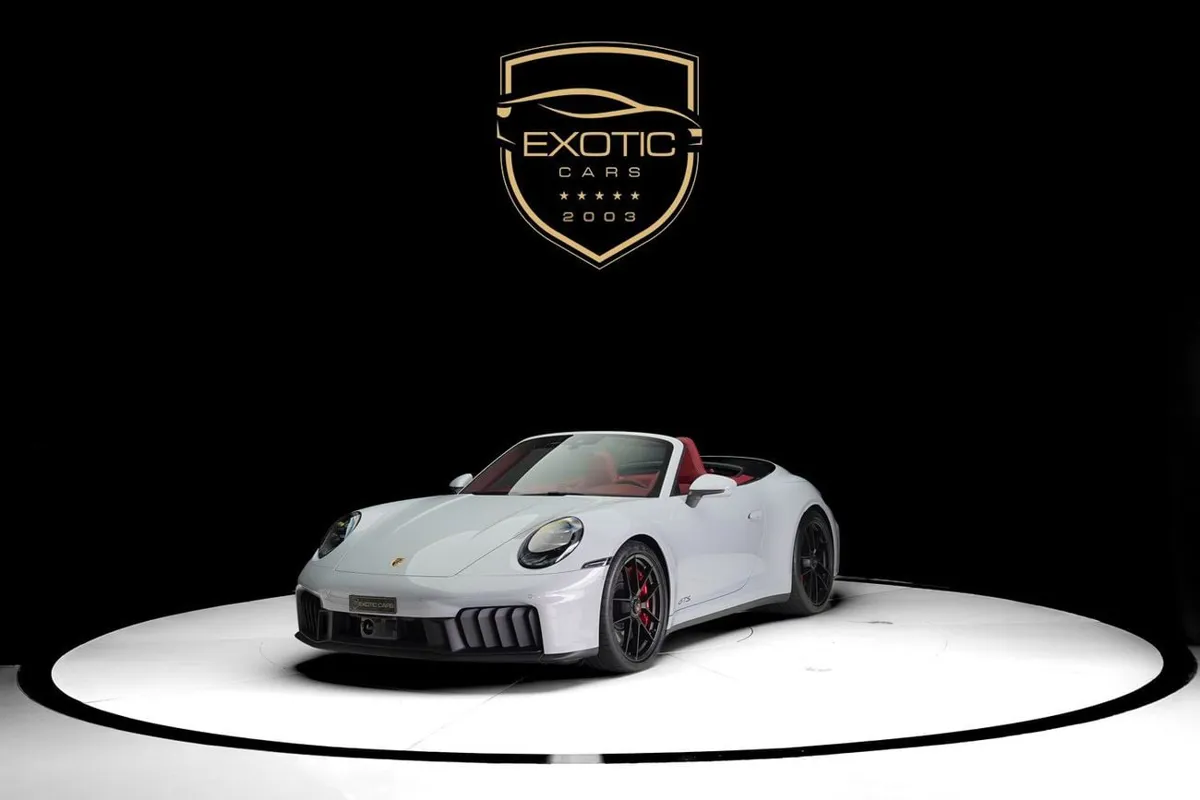 Porsche 911 - фото 1