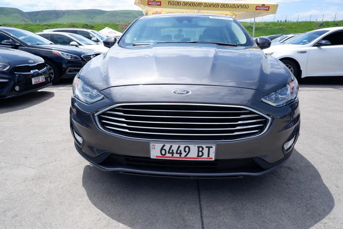 Ford Fusion - фото 1