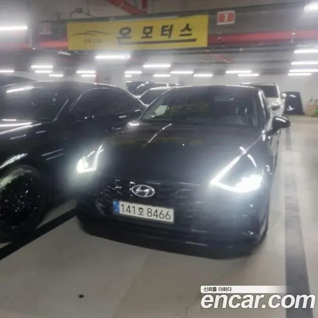 Hyundai Sonata - фото 1