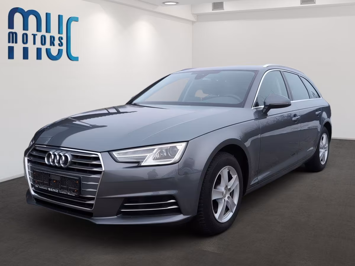 Audi A4 - фото 1