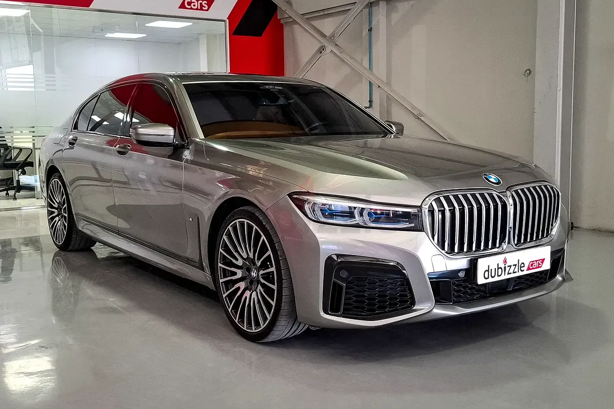 BMW 7-Series - фото 1