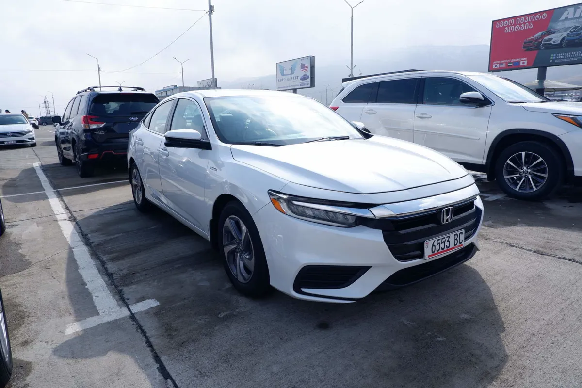 Honda Insight - фото 1