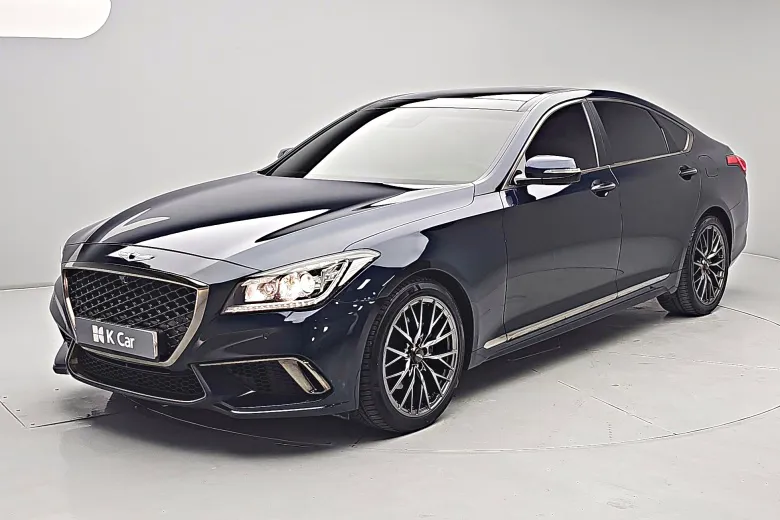 Genesis G80 - фото 1