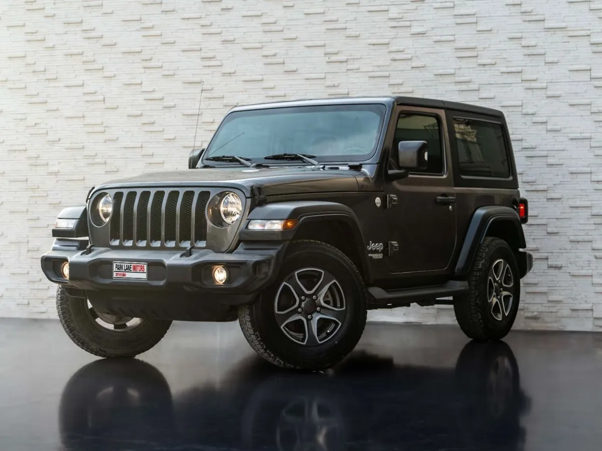Jeep Wrangler - фото 1