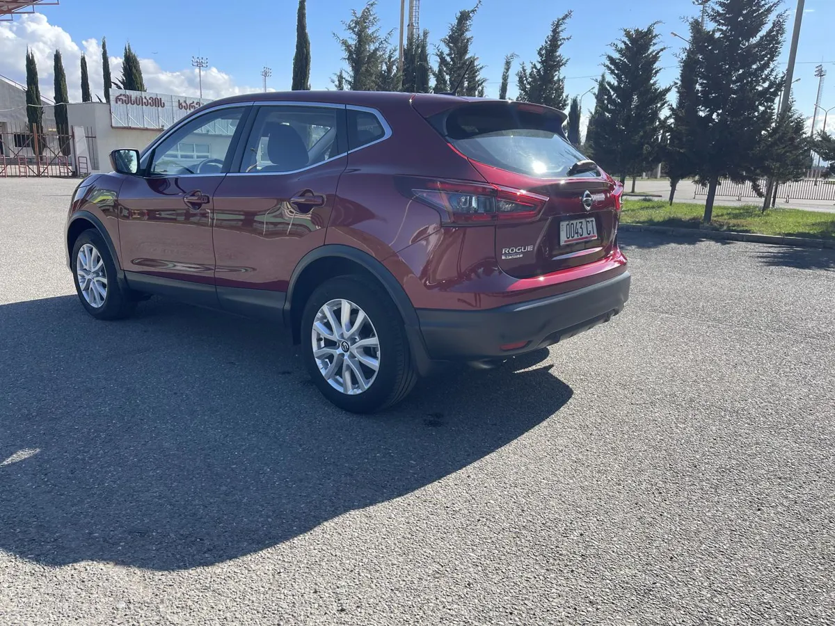 Nissan Rogue - фото 1