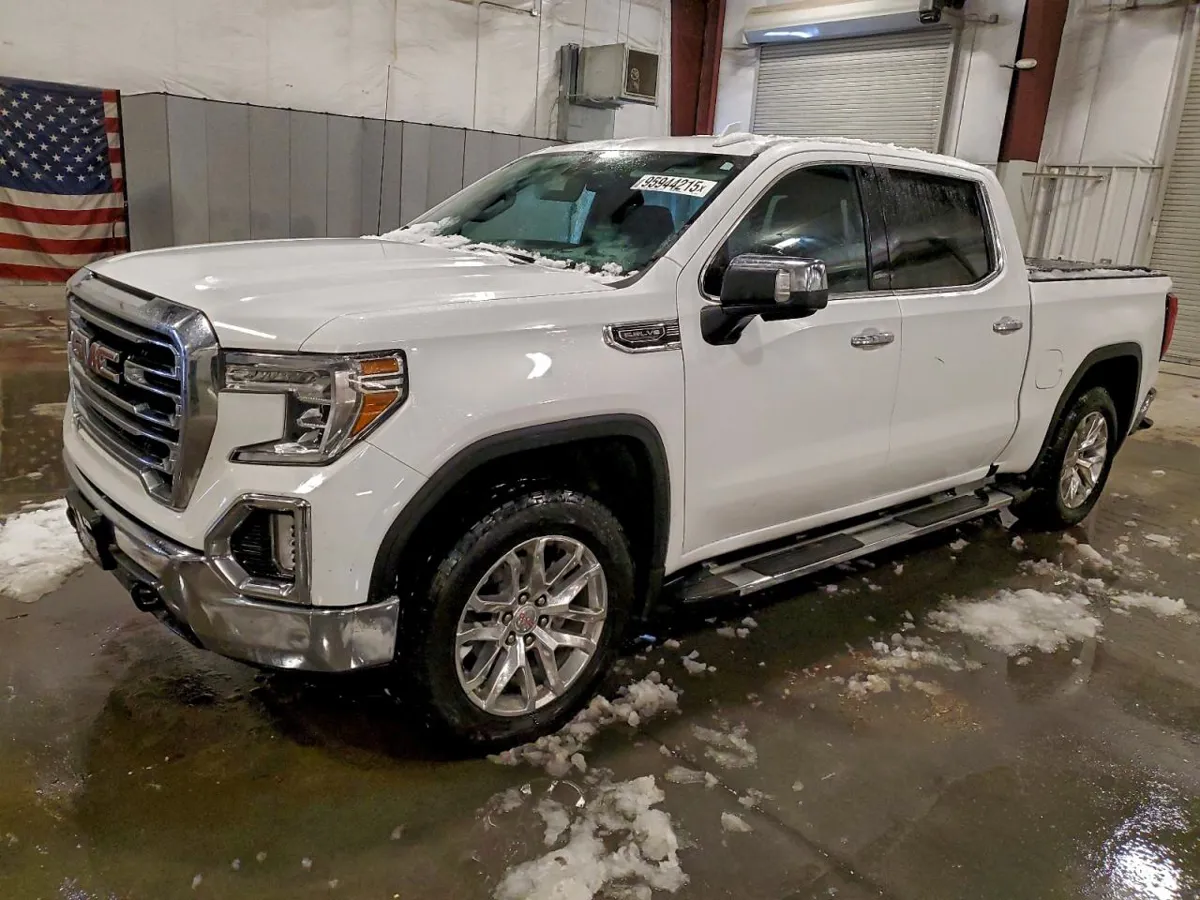 GMC SIERRA - фото 1