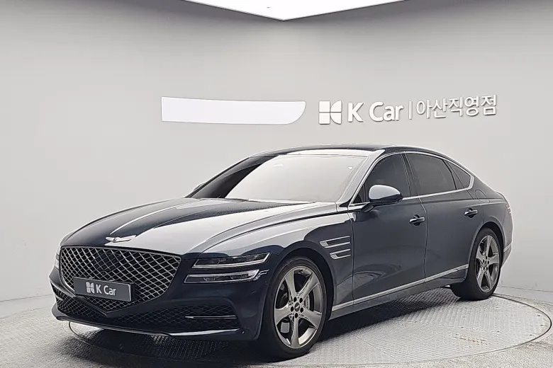 Genesis G80 - фото 1