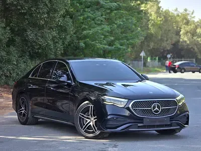 Mercedes-Benz E-Class - фото 1