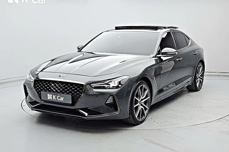 Genesis G70 - фото 1