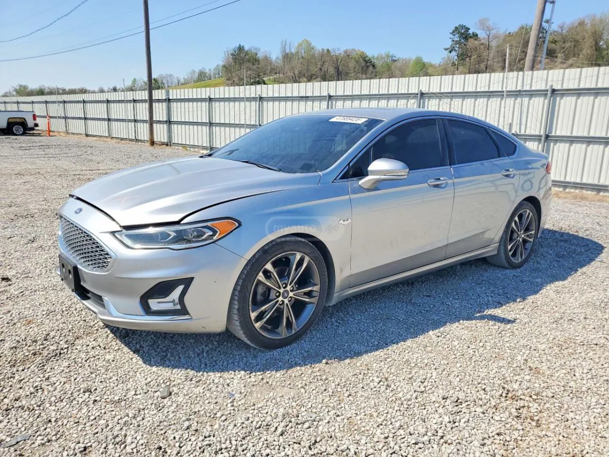 Ford Fusion - фото 1