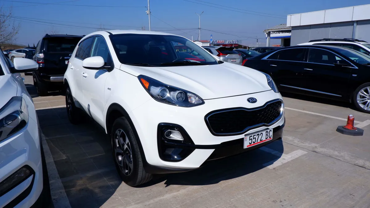 Kia Sportage - фото 1