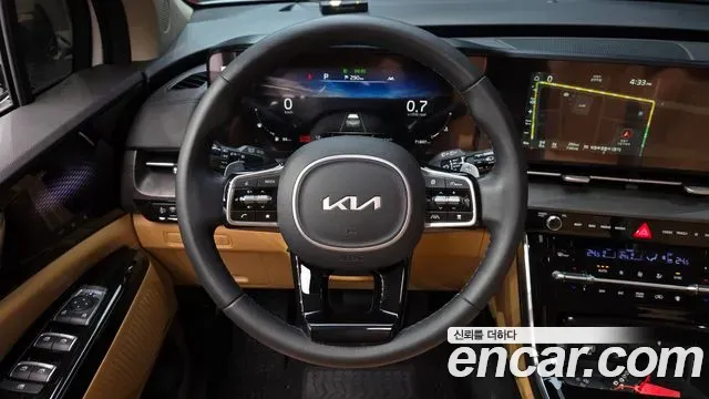 Kia Canival - фото 1