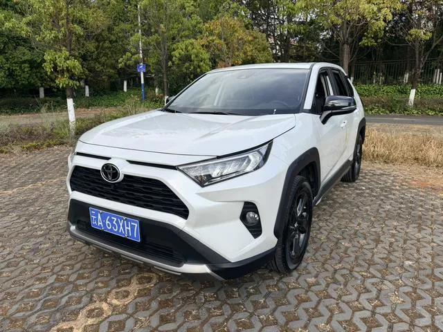 Toyota RAV4 RAV4 - фото 1