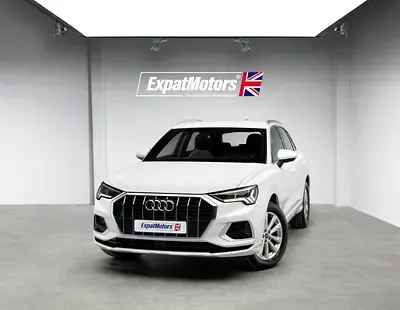 Audi Q3 - фото 1
