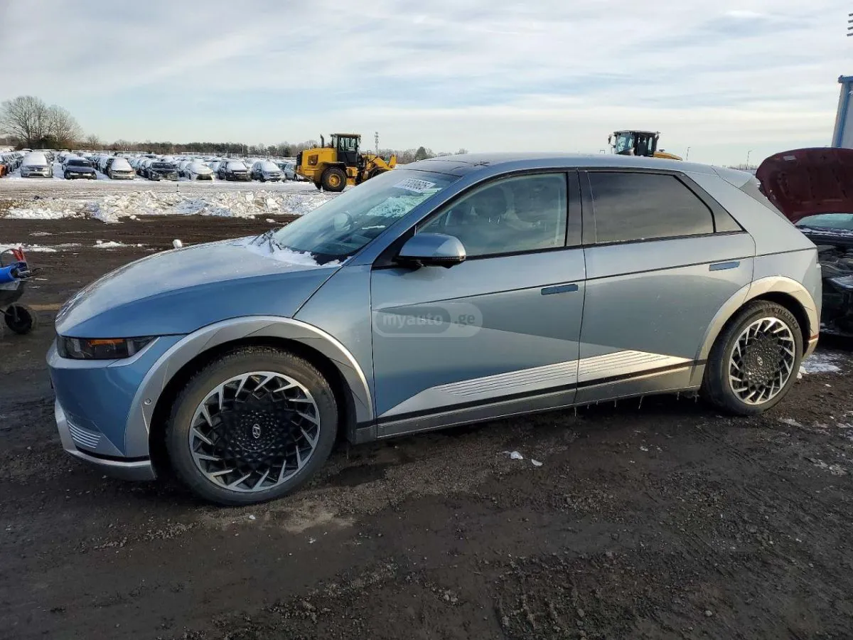 Hyundai Ioniq 5 - фото 1