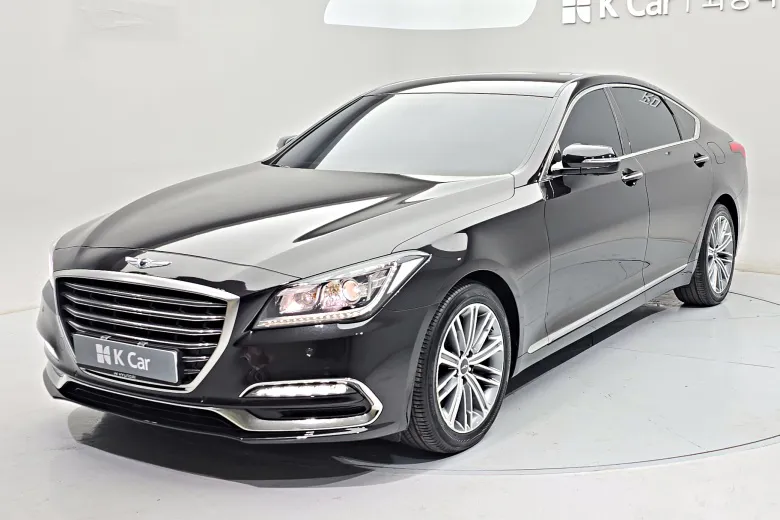 Genesis G80 - фото 1