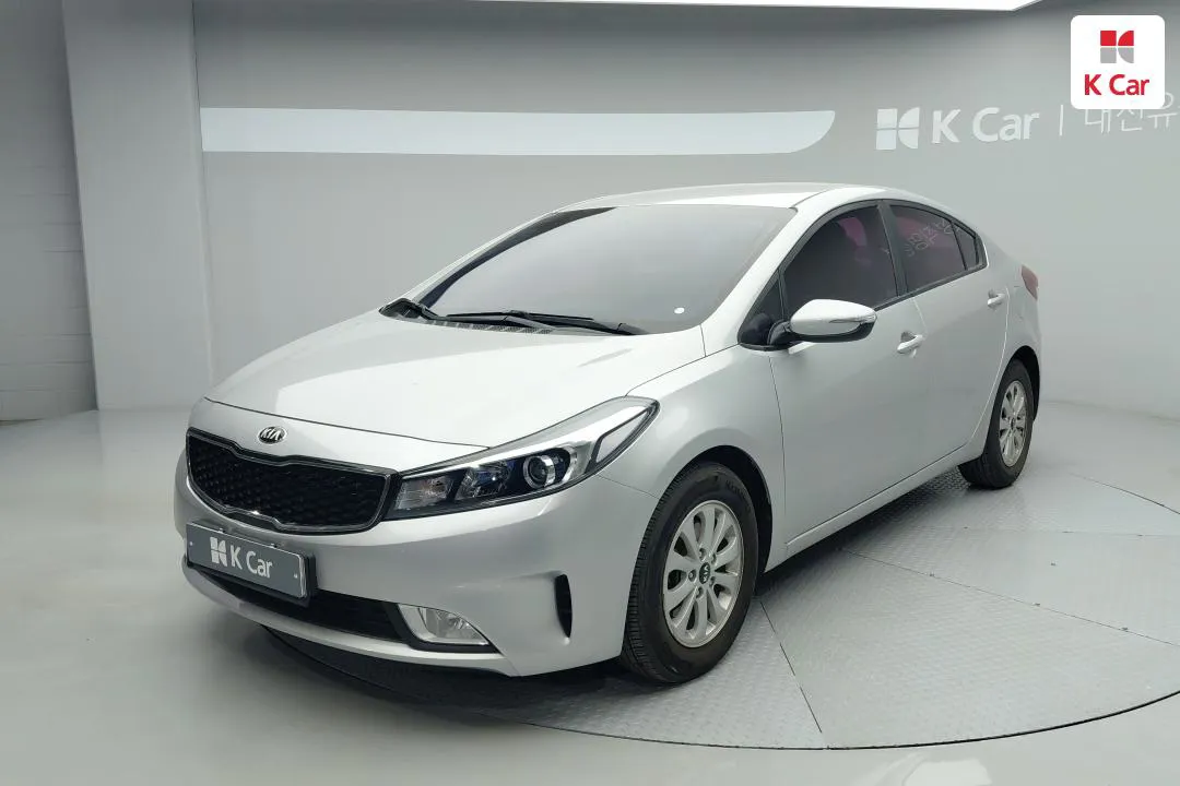 Kia K3 - фото 1