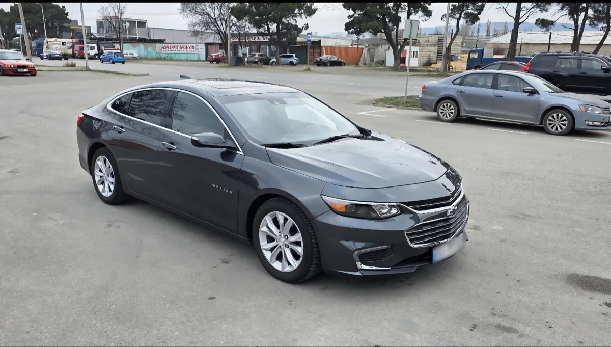 Chevrolet Malibu - фото 1