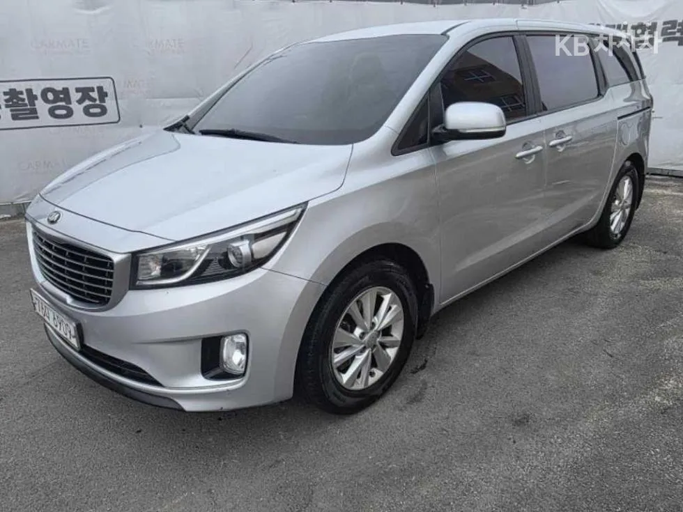 Kia 올 뉴 카니발 11인승 2.2 디젤 디럭스 - фото 1