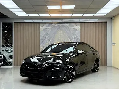 Audi S3 - фото 1