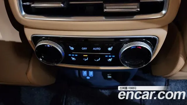 Genesis GV80 - фото 1