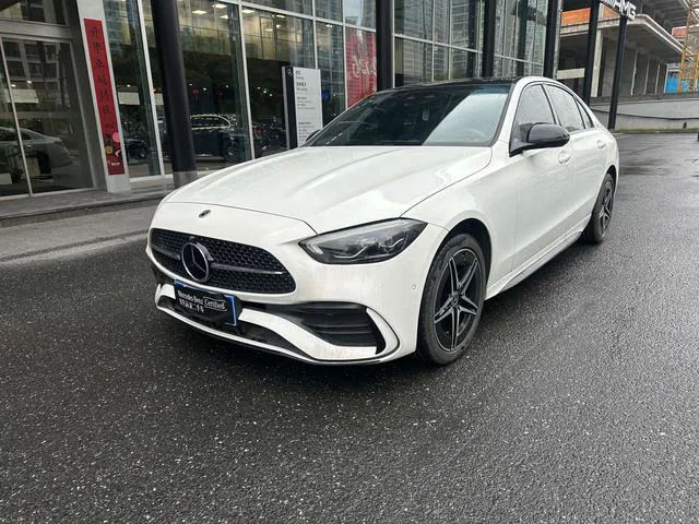 Mercedes-Benz C-Class - фото 1