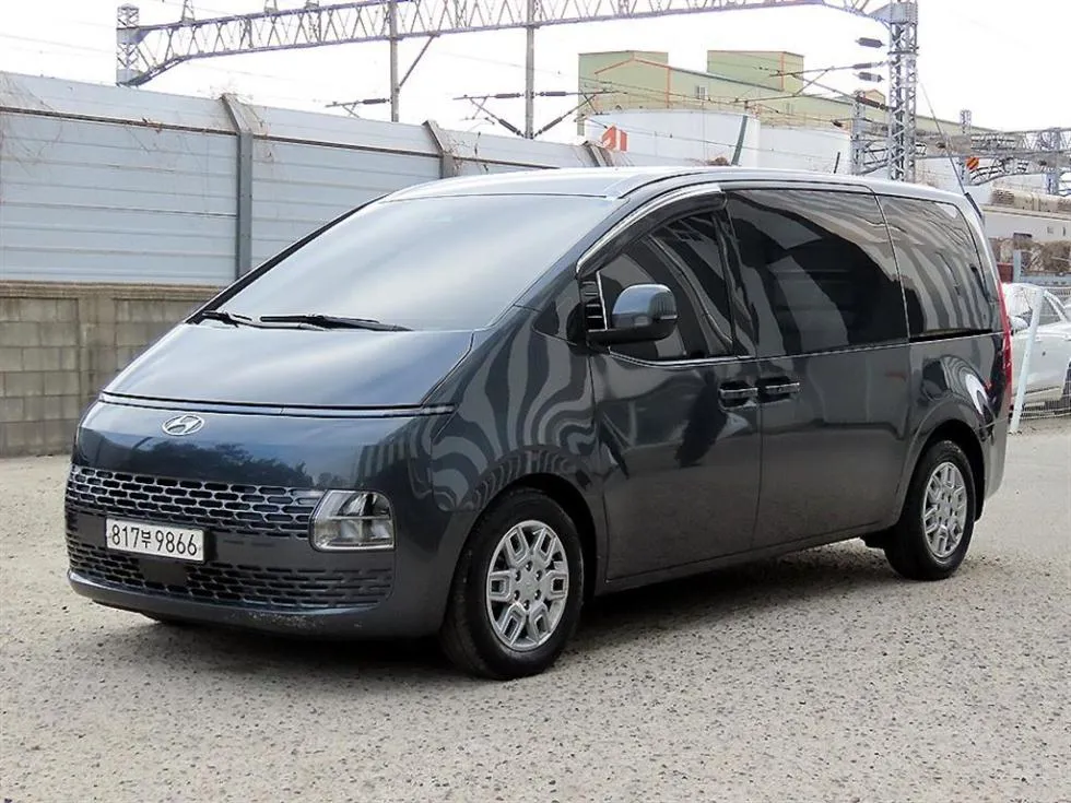 Hyundai 스타리아 카고 3.5 LPG 카고 3 모던 - фото 1