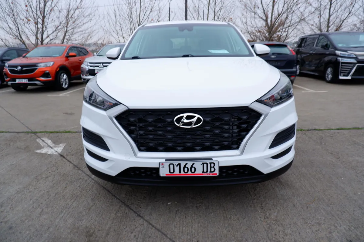 Hyundai Tucson - фото 1