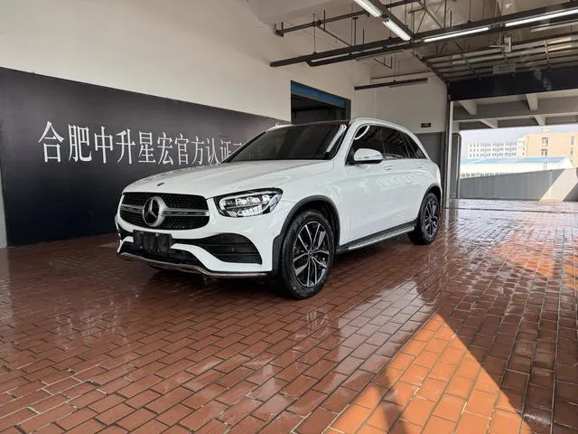Mercedes-Benz GLC - фото 1