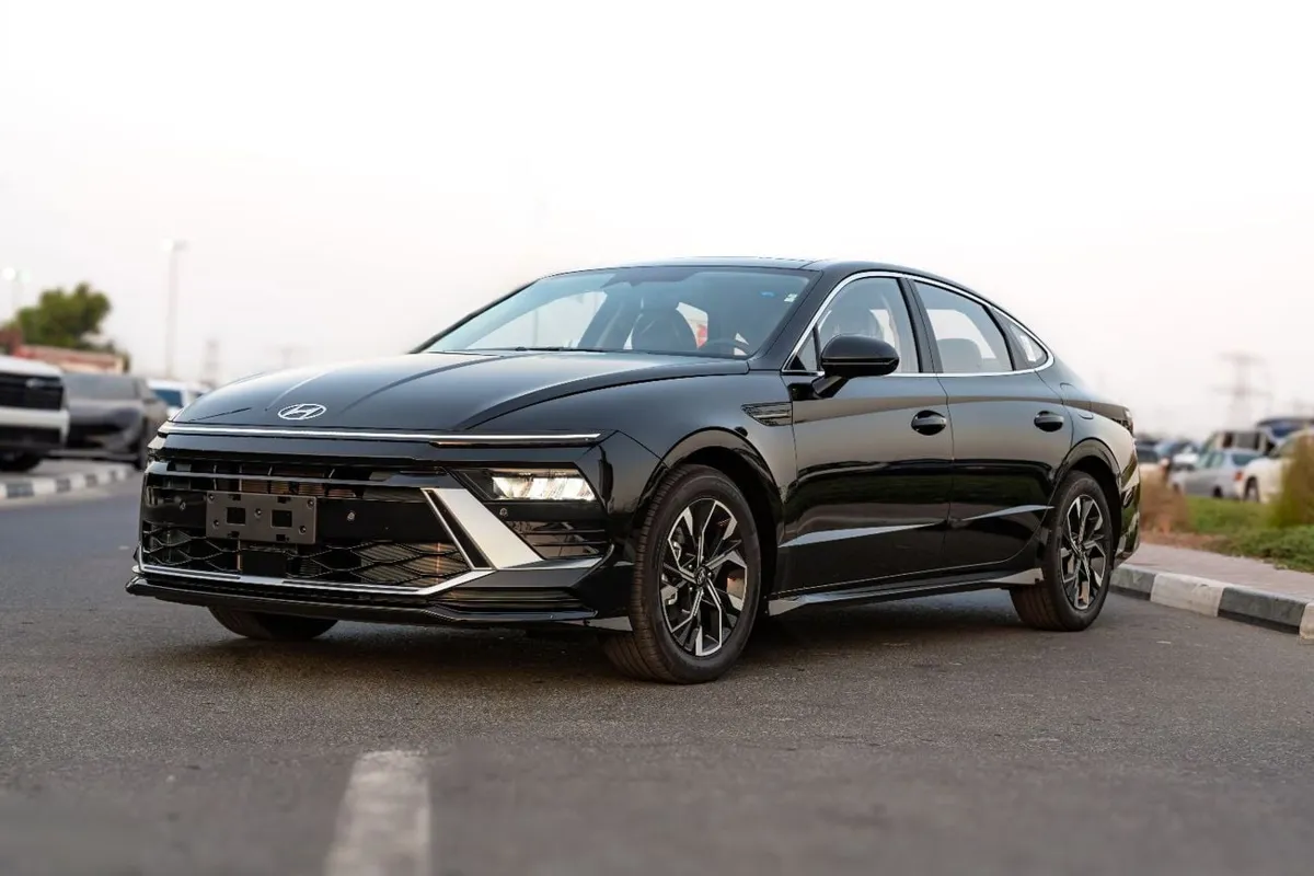 Hyundai Sonata - фото 1