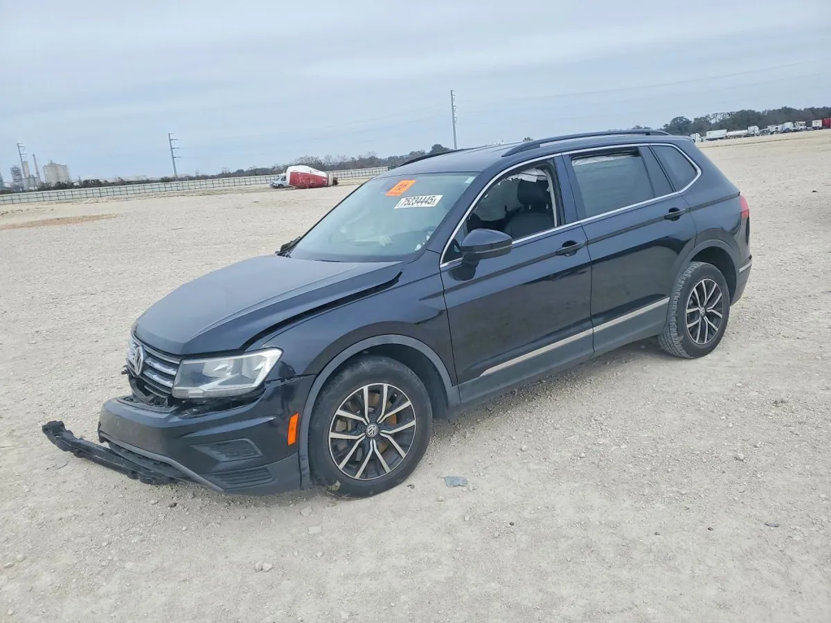 VOLKSWAGEN - фото 1