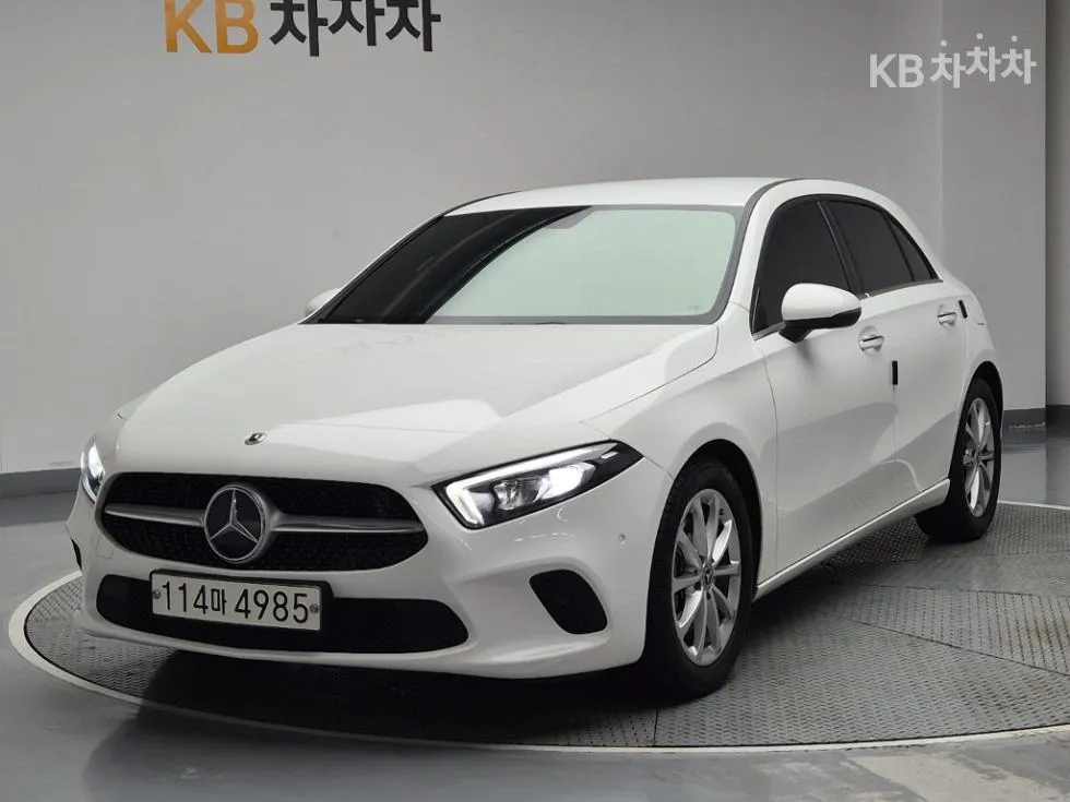 Mercedes-Benz A클래스(W177) A220 Hatchback 기본형 - фото 1