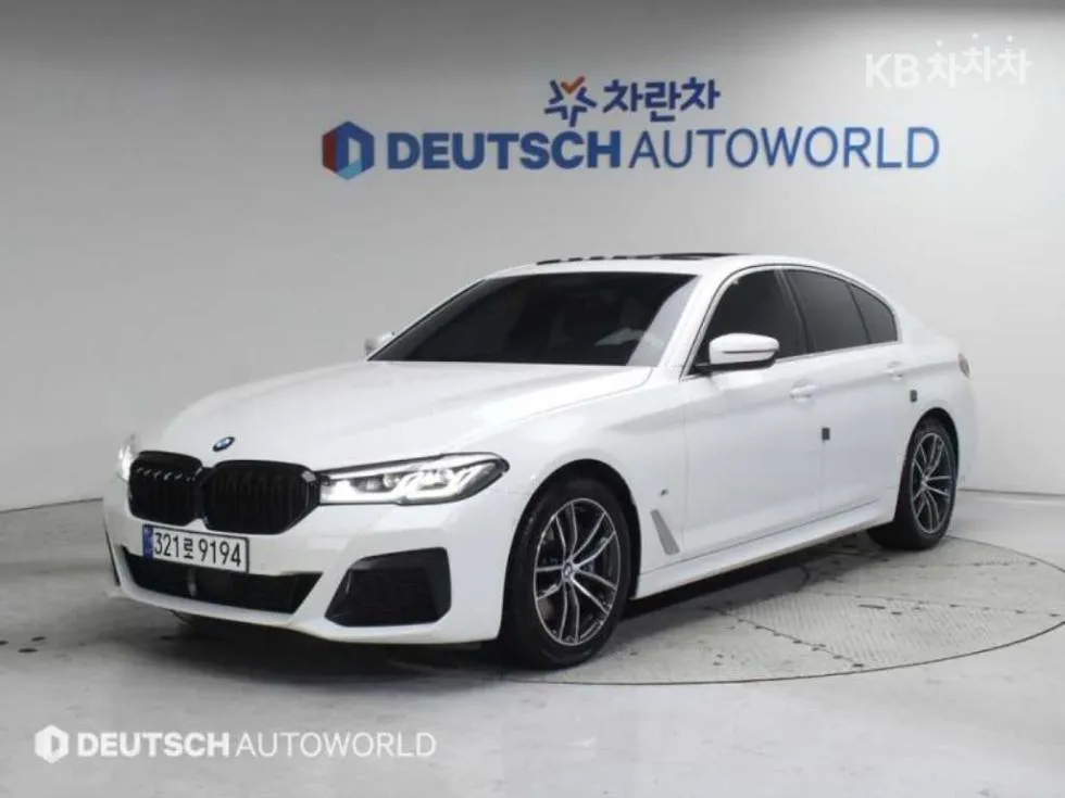 BMW 올뉴5시리즈 (G30) 523d M Sport - фото 1