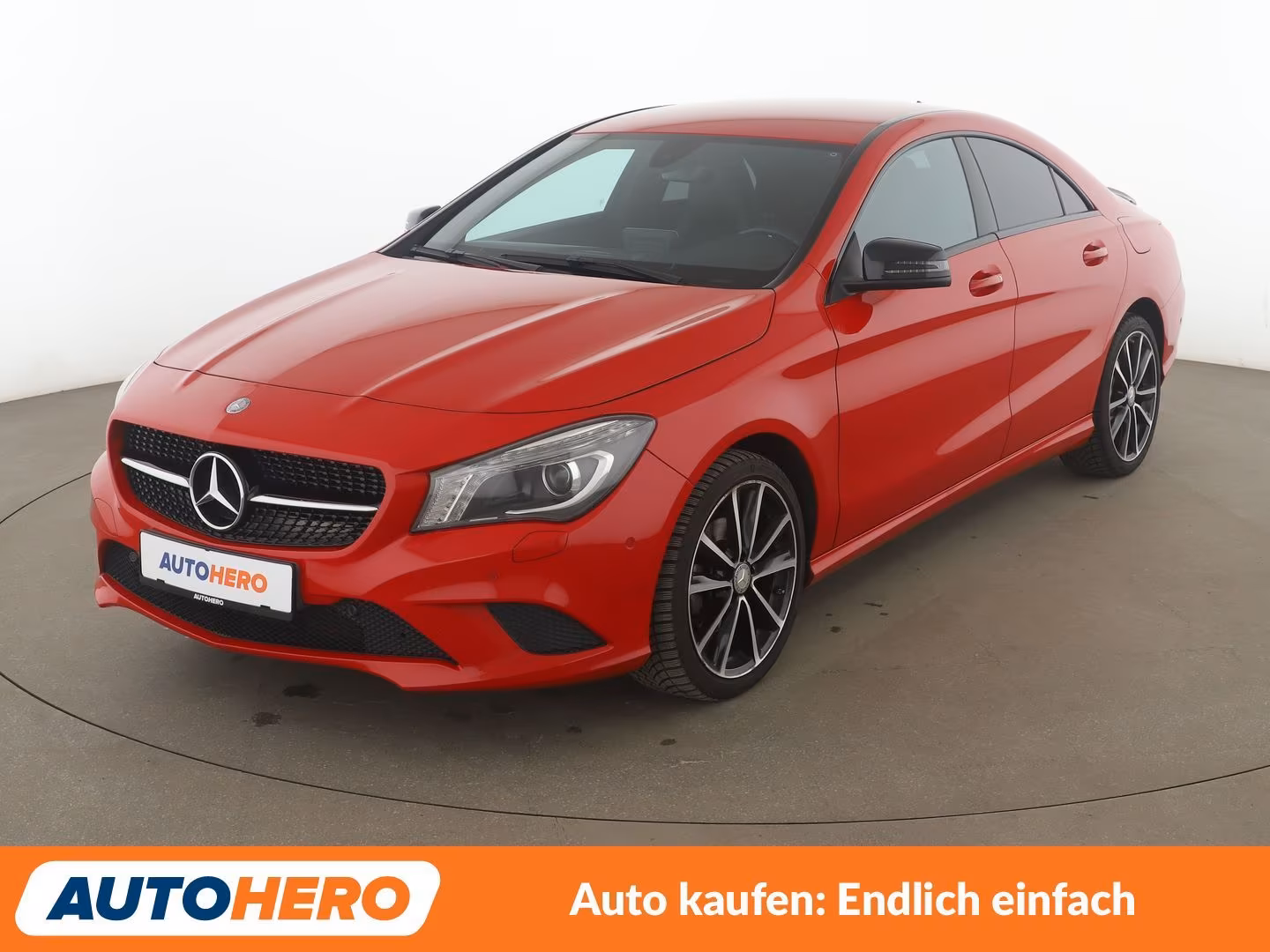 Mercedes-Benz CLA 200 - фото 1