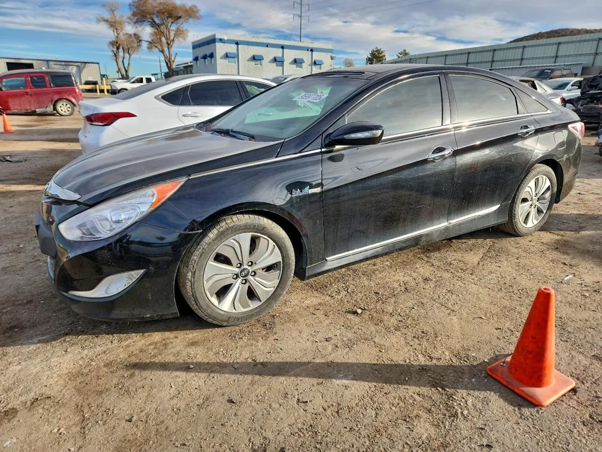 HYUNDAI SONATA - фото 1