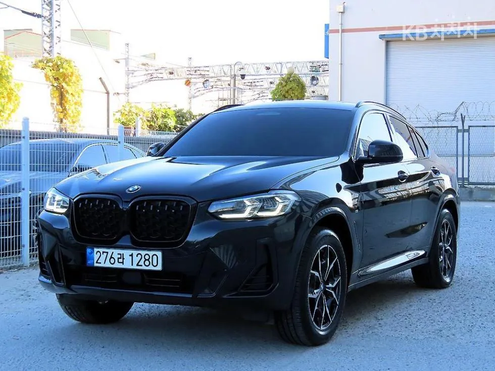 BMW New X4 (G02) xDrive 20i M Sport - фото 1