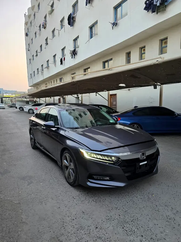 Honda Accord - фото 1